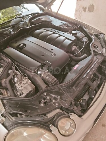 Mercedes E 220 d 2005, 317,000 km - 2.2 л - Bakı