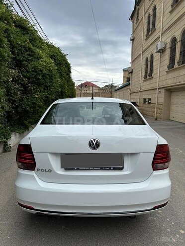 Volkswagen Polo 2018, 89,000 km - 1.6 л - Bakı