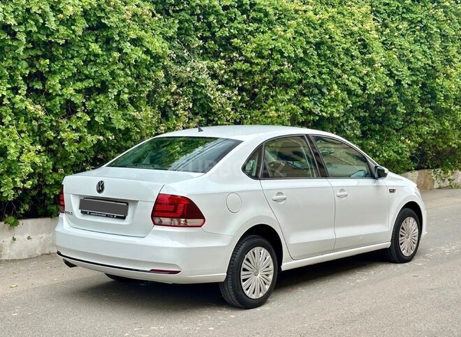 Volkswagen Polo 2018, 89,000 km - 1.6 л - Bakı