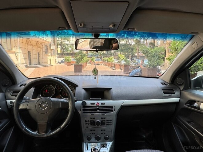 Opel Astra 2010, 326,000 km - 1.3 l - Bakı