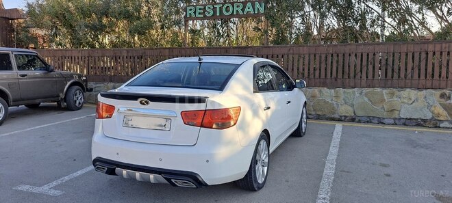 Kia Cerato 2011, 282,000 km - 2.0 l - Bakı