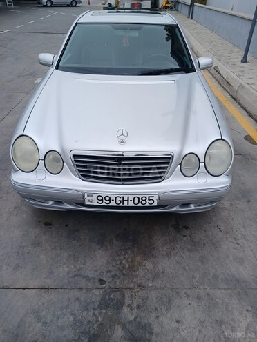 Mercedes E 240 2000, 290,000 km - 2.4 l - Bakı