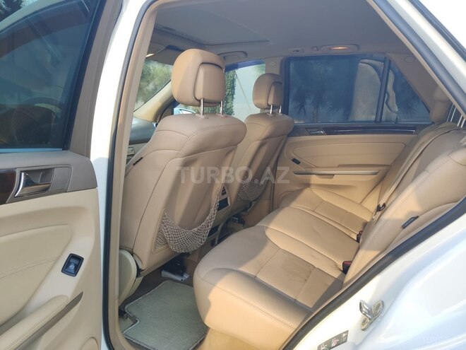 Mercedes ML 350 4MATIC 2011, 201,000 km - 3.5 л - Bakı