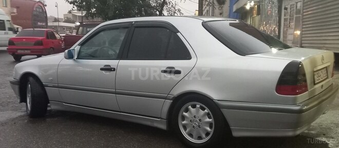 Mercedes C 180 1998, 356,000 km - 1.8 l - Quba