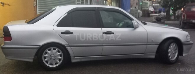 Mercedes C 180 1998, 356,000 km - 1.8 l - Quba