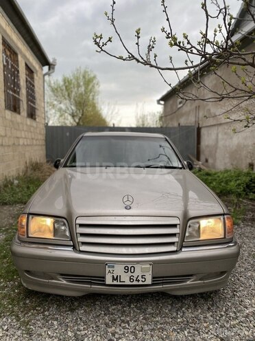 Mercedes C 230 1999, 369,000 km - 2.3 л - Salyan