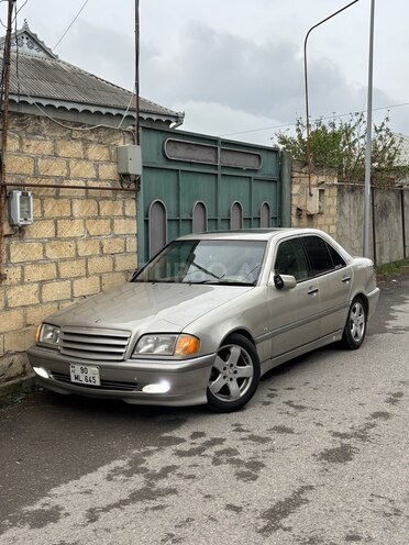 Mercedes C 230 1999, 369,000 km - 2.3 л - Salyan