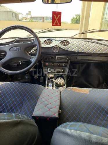 LADA (VAZ) 2106 1982, 50,000 km - 1.5 l - Salyan