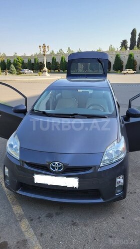 Toyota Prius-1