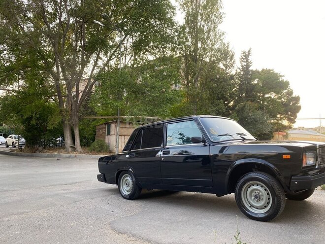 LADA (VAZ) 2107-9
