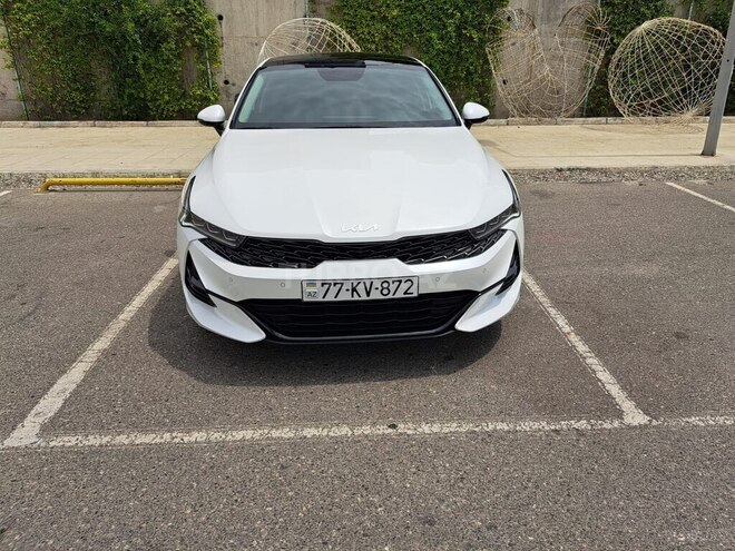 Kia K5-1