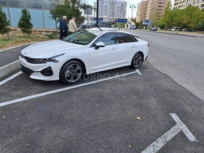 Kia K5-16