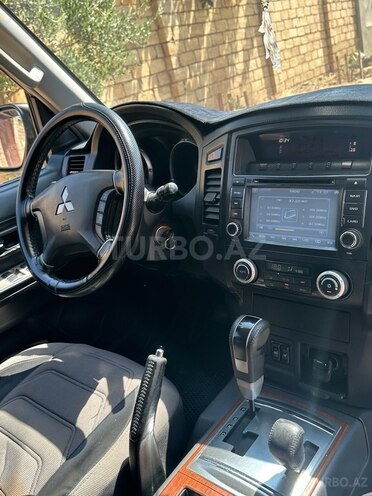 Mitsubishi Pajero 2008, 232,000 km - 3.0 l - Bakı