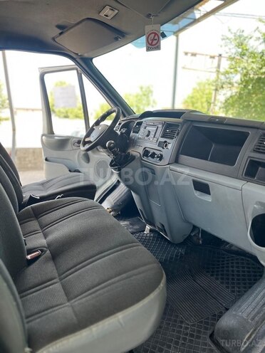 Ford Transit 2009, 392,000 km - 2.4 л - Bakı