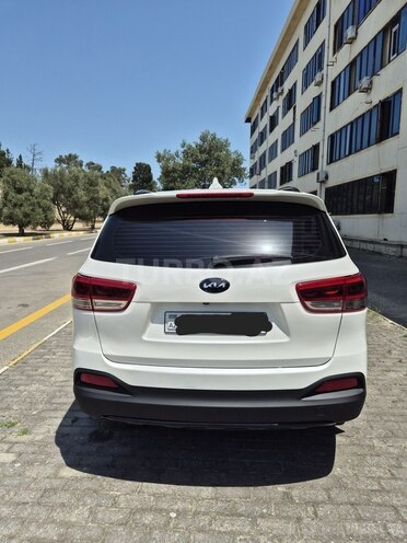 Kia Sorento-2