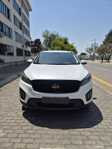 Kia Sorento-1