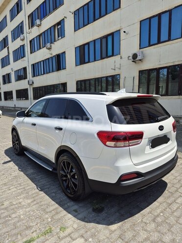 Kia Sorento-6