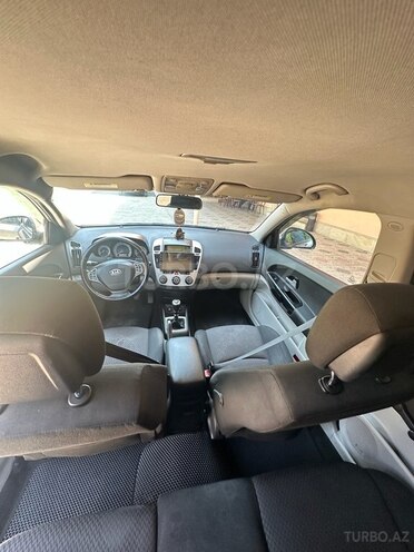 Kia  2007, 385,725 km - 1.6 l - Qazax