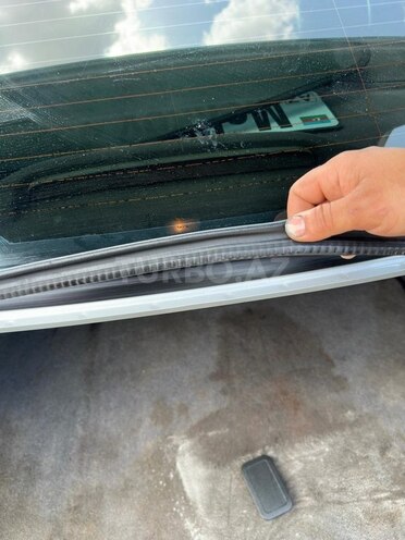 Mercedes E 280 2000, 380,000 km - 2.8 l - Salyan