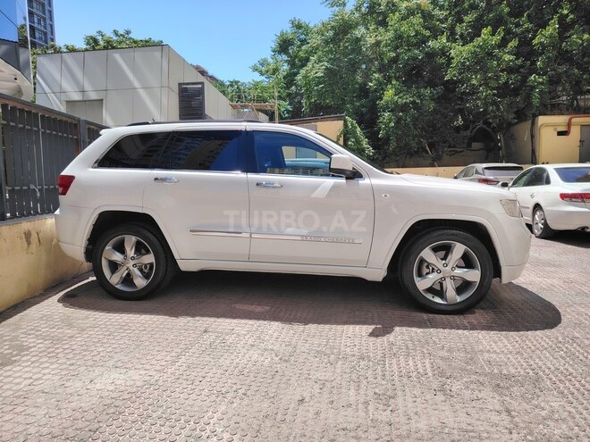 Jeep Grand Cherokee 2012, 190,000 km - 3.6 л - Bakı