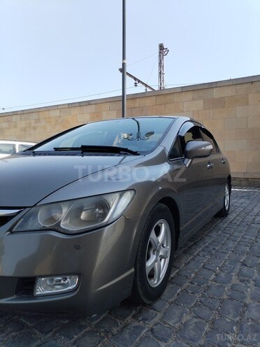 Honda Civic 2006, 301,000 km - 1.3 л - Bakı