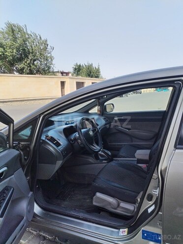 Honda Civic 2006, 301,000 km - 1.3 л - Bakı