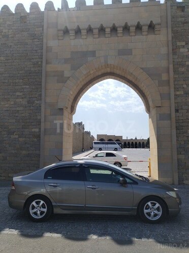 Honda Civic 2006, 301,000 km - 1.3 л - Bakı