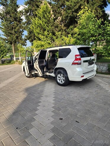 Toyota Land Cruiser Prado 2015, 122,700 km - 2.7 л - Sabirabad