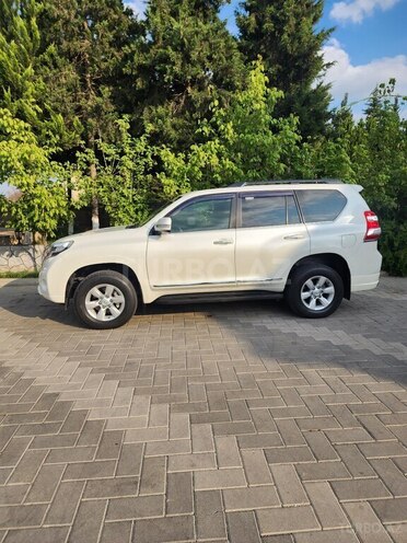 Toyota Land Cruiser Prado 2015, 122,700 km - 2.7 л - Sabirabad