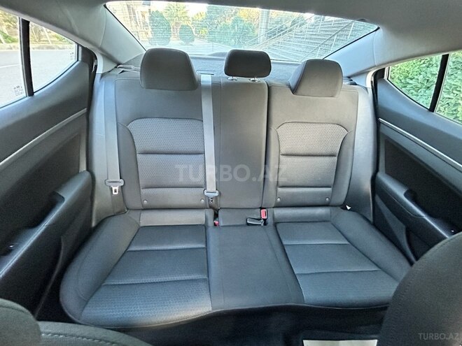 Hyundai Elantra 2017, 138,000 km - 2.0 l - Bakı