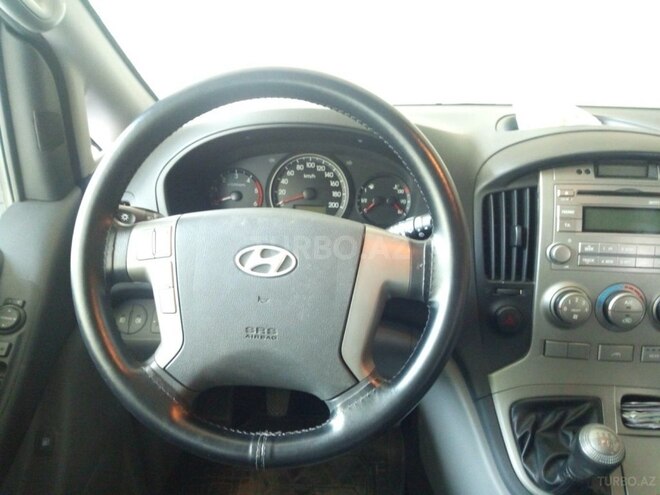 Hyundai H-1 2011, 150,240 km - 2.5 l - Bakı