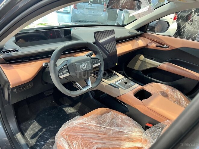 Changan Qiyuan A05-18