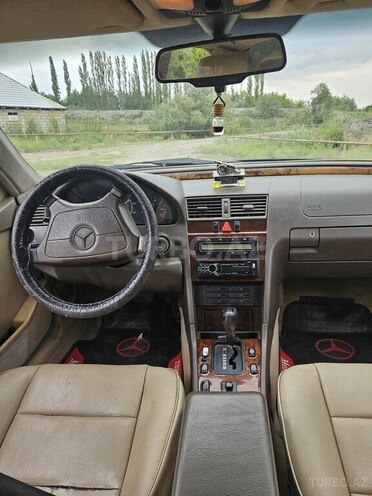 Mercedes C 220 1996, 350,000 km - 2.2 l - Kürdəmir