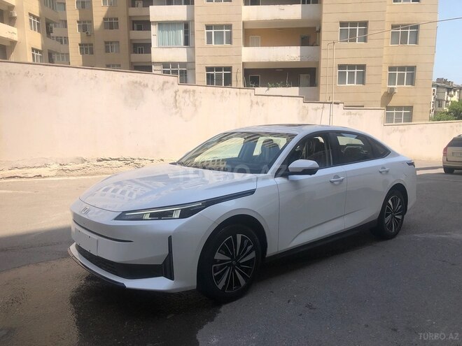 Changan Qiyuan A05 2024, 0 km - 1.5 л - Bakı