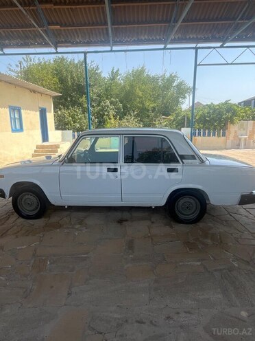 LADA (VAZ) 2107 2005, 87,000 km - 1.6 л - Salyan