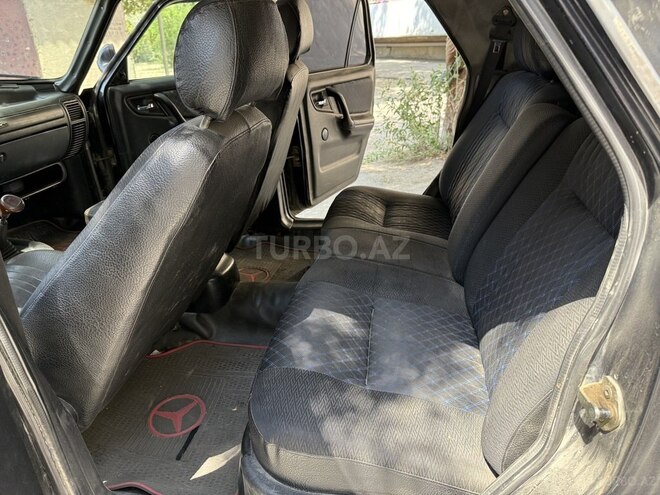 GAZ 31105 2006, 214,000 km - 2.3 l - Sumqayıt
