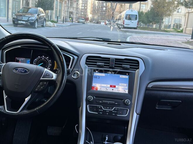 Ford Fusion (North America) 2016, 138,000 km - 2.0 л - Bakı