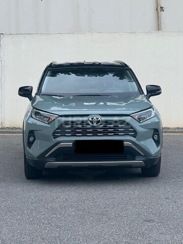 Toyota RAV4 2022, 28,500 km - 2.0 л - Bakı