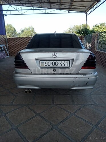Mercedes C 220 1994, 300,000 km - 2.2 l - Neftçala