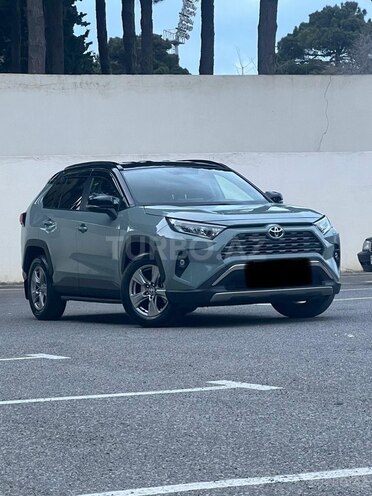 Toyota RAV4 2022, 28,500 km - 2.0 л - Bakı