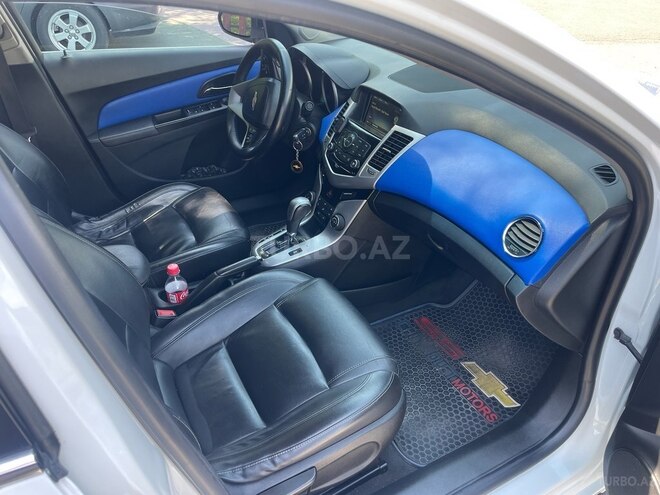 Chevrolet Cruze 2015, 231,000 km - 1.4 l - Şəki