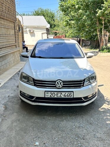 Volkswagen Passat 2011, 210,000 km - 1.8 l - Gəncə