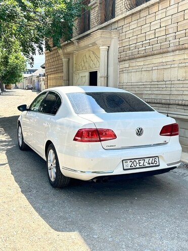 Volkswagen Passat 2011, 210,000 km - 1.8 l - Gəncə