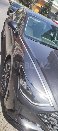 Hyundai Sonata-4