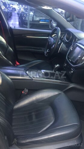 Maserati Ghibli-4
