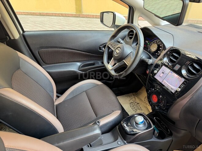 Nissan Note 2017, 88,000 km - 1.2 l - Bakı