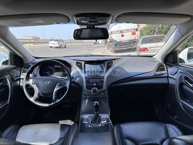 Hyundai Grandeur 2014, 230,000 km - 2.2 л - Bakı