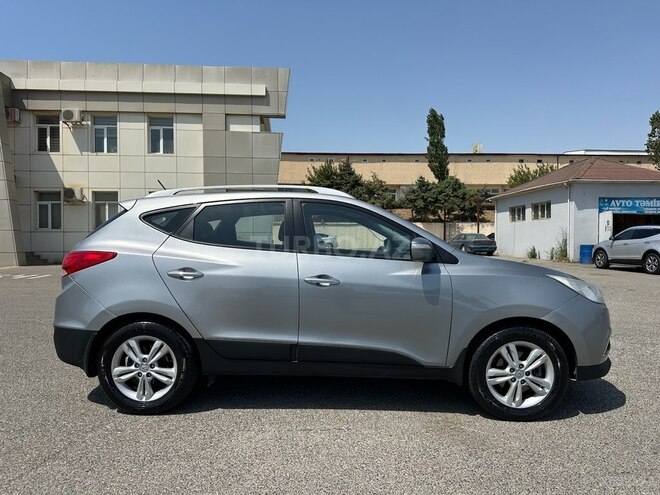 Hyundai ix35-3