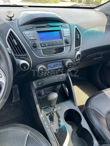 Hyundai ix35-13