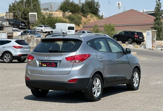 Hyundai ix35-8